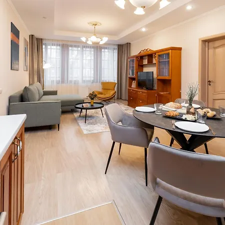 شقة فندقية Alvine 4*
